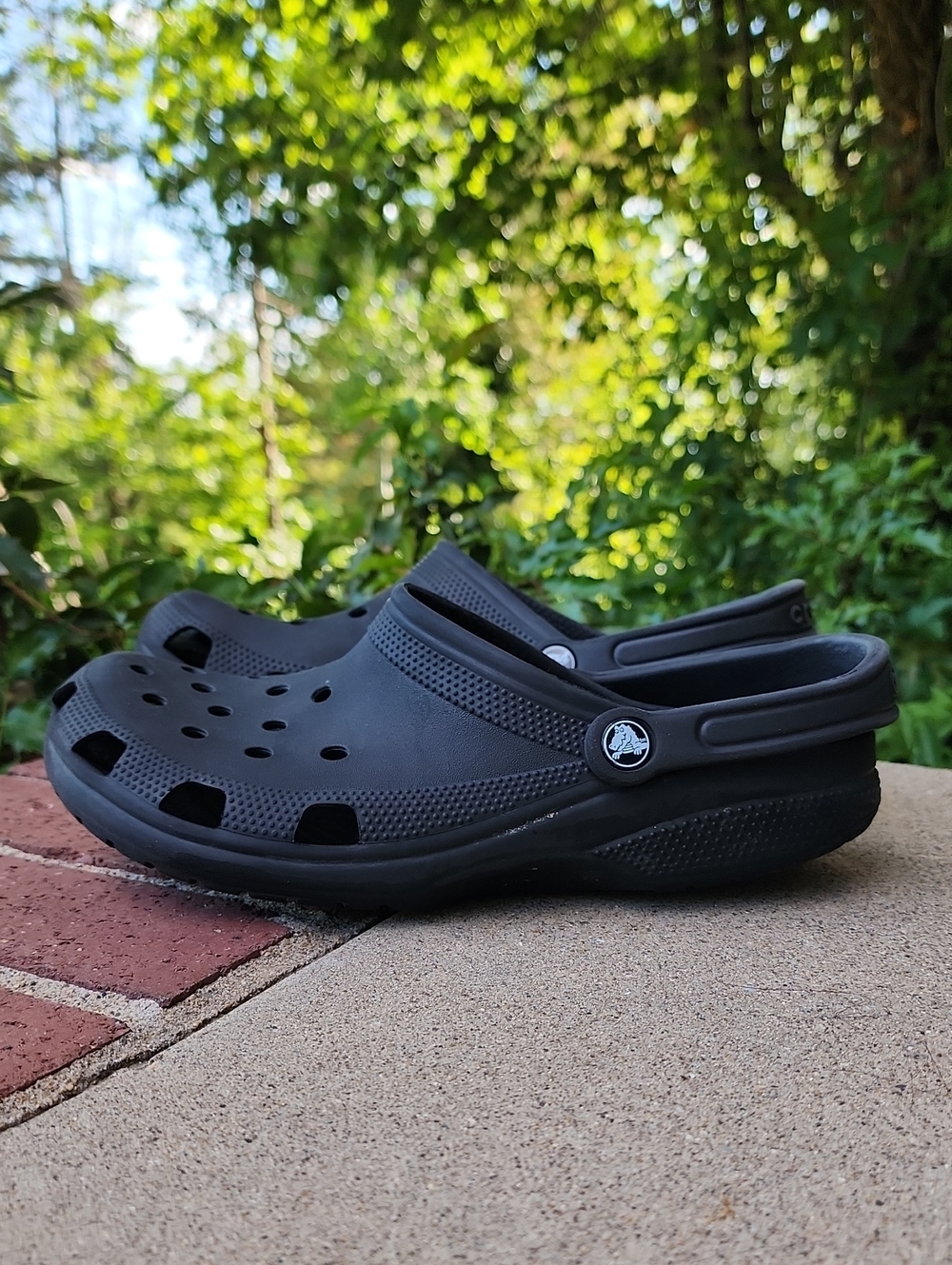 CROCS Classic Clog in Black